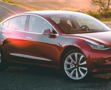 Autopilote Tesla : la nouvelle ère de la conduite