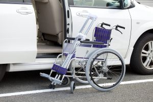 stationnement sur une place pour handicapé