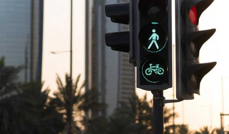 Quels sont les différents types de signaux routiers ?
