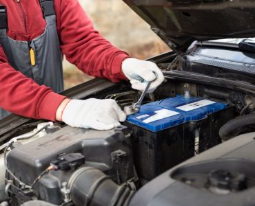 Prévenir la décharge de batterie : astuces pratiques